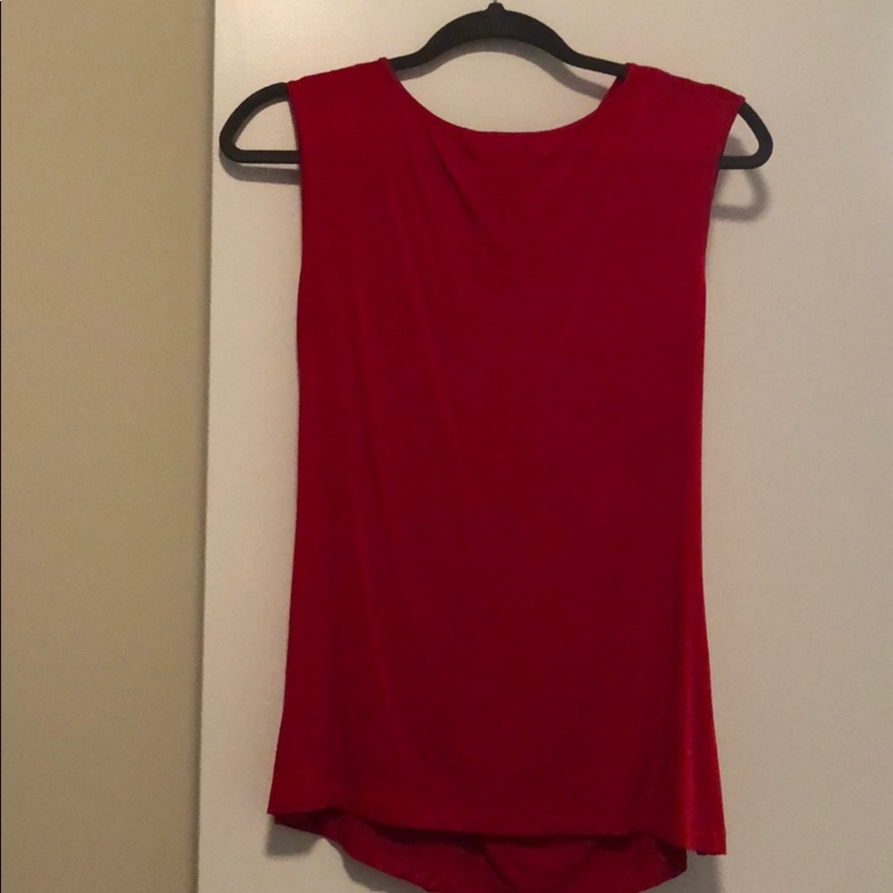 Red Ruffle-Detailed Sleeveless Top - Picture 3 of 3